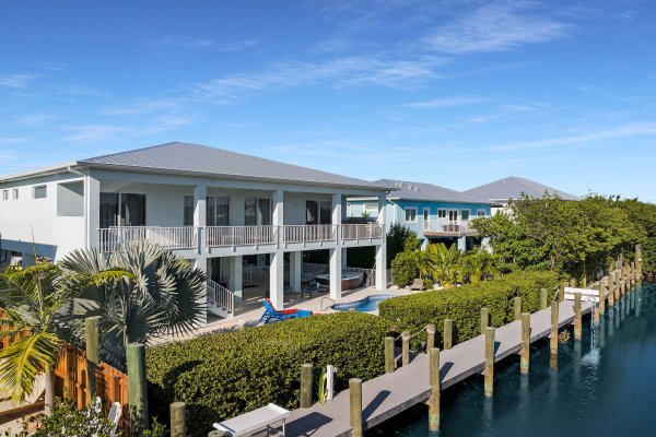 207E Bruce Ct Marathon, FL 33050