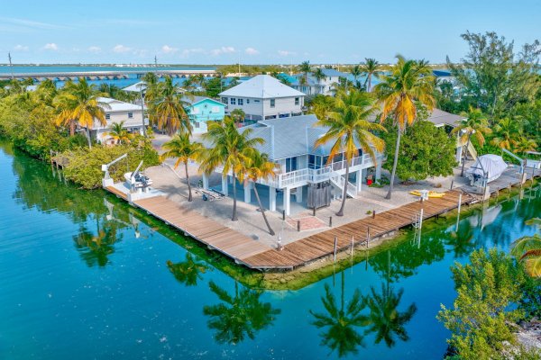 28532 Dirk Rd Little Torch Key, FL 33042